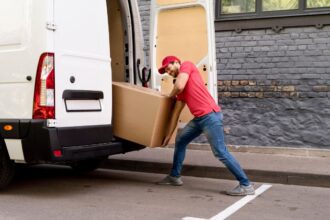 5 Common Mistakes to Avoid When Hiring a Home Moving Company