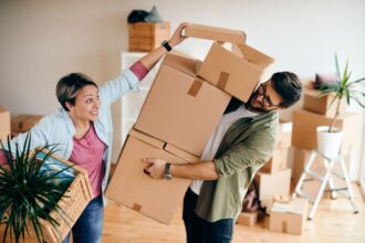 DIY vs. Professional Home Moving: Pros and Cons